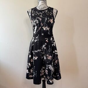 WHBM Floral Scuba Dress Lace Neckline Fit Flare Wedding Guest Party Prom 00